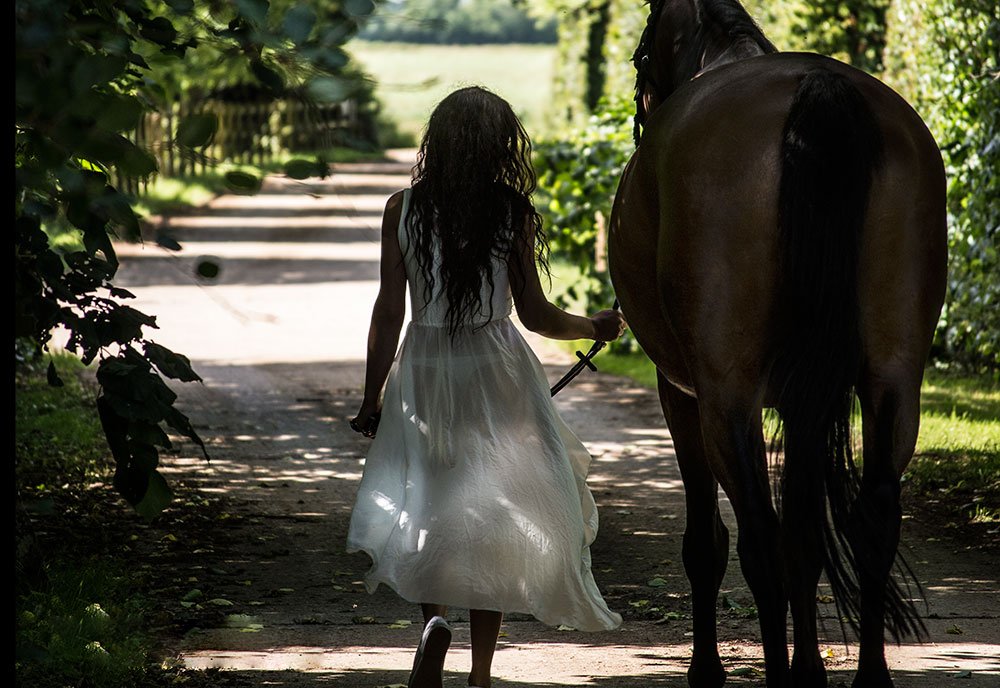 Authentic glamour hero